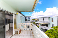 Diamond Head Plaza #306