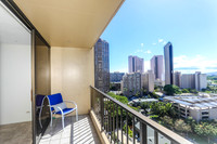 Chateau Waikiki #1710